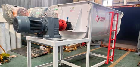 强福机械饲料设备混合机螺旋输送机发往南美